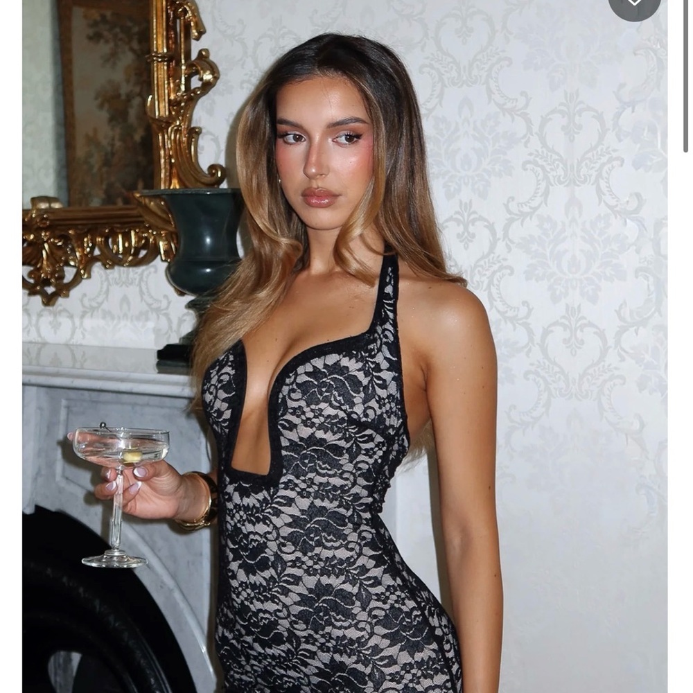 BRAND NEW - Summer Fever Lace Minidress Black - in SHIPPING PACKAGING!!!!